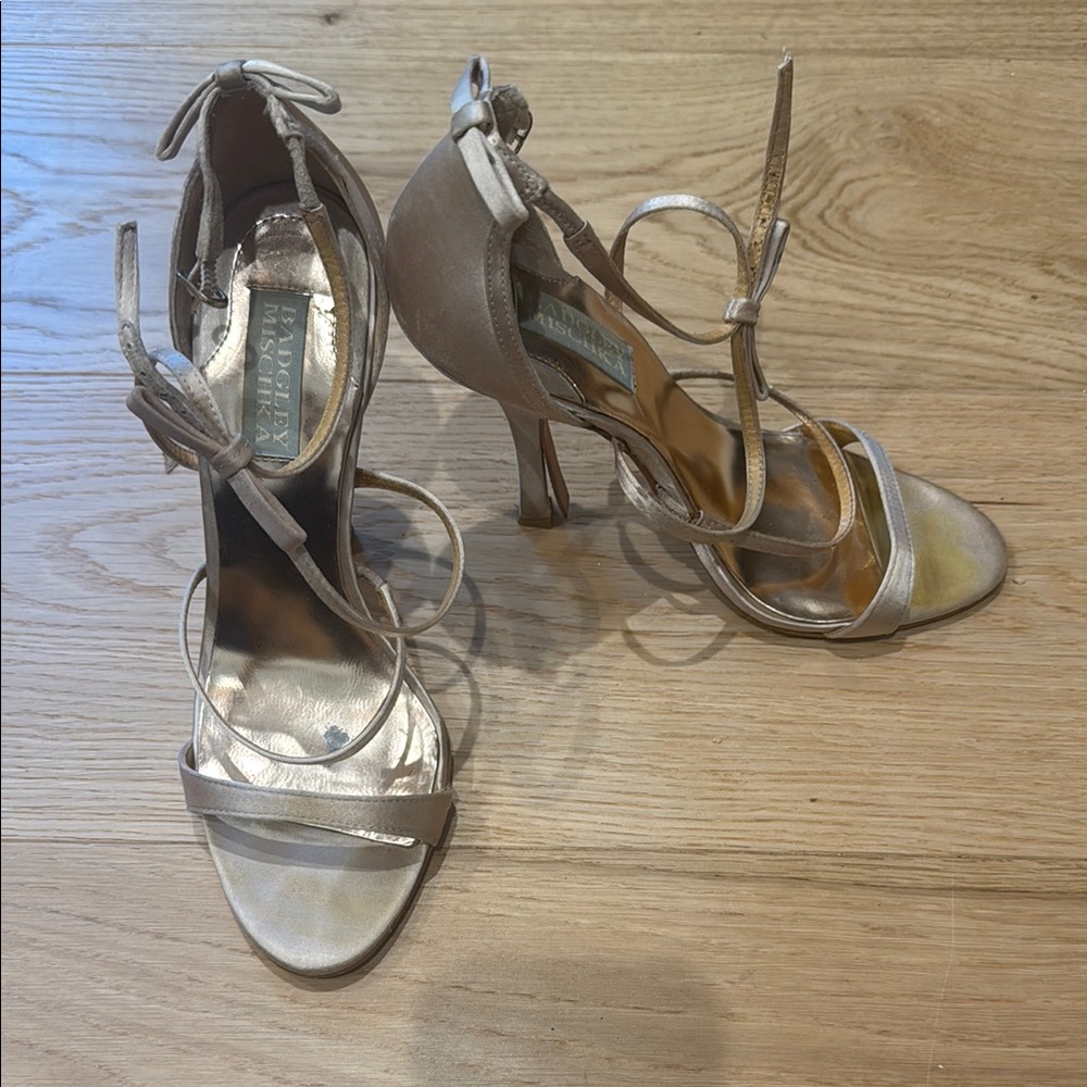 Badgley Mischa Elegant Metallic Strappy Heels Size 7